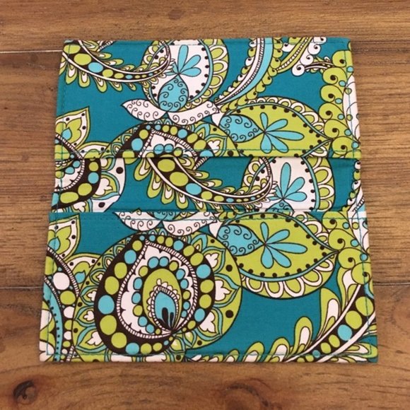 Vera Bradley Checkbook Cover | NWOT - Picture 2 of 3